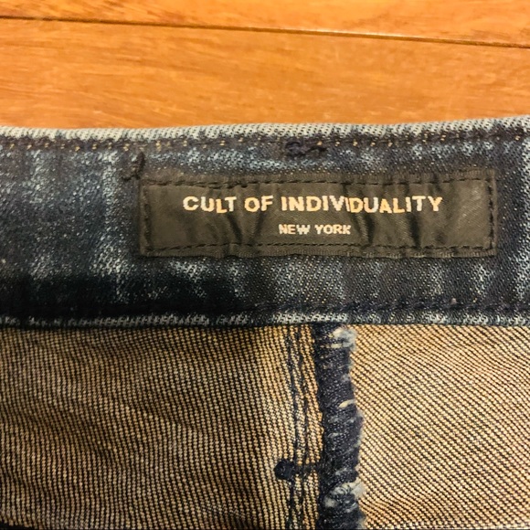 CULT OF INDIVIDUALITY Zen Moto Mid Rise Jeans - Picture 7 of 8